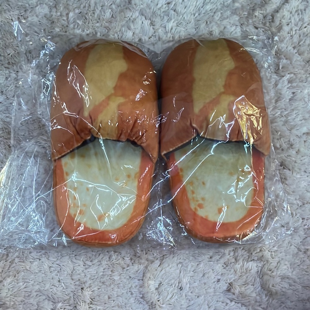 Bread slippers
